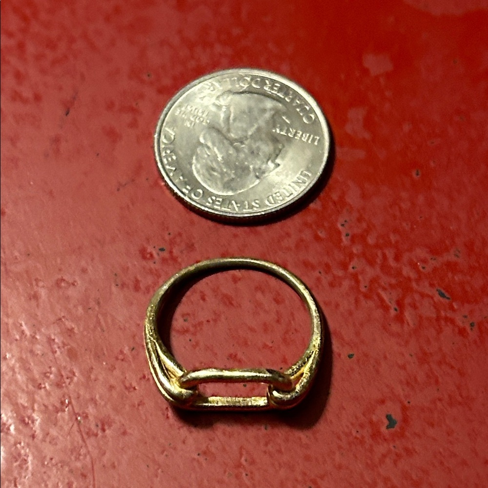 Gold-Tone Chain Link Ring - Picture 2 of 3